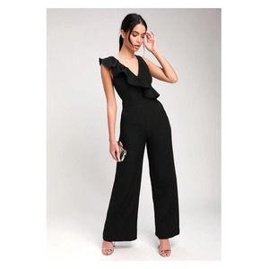 Lulu’s Black Sure To Be Seen Sleeveless Ruffled Jumpsuit Sz.M NWT